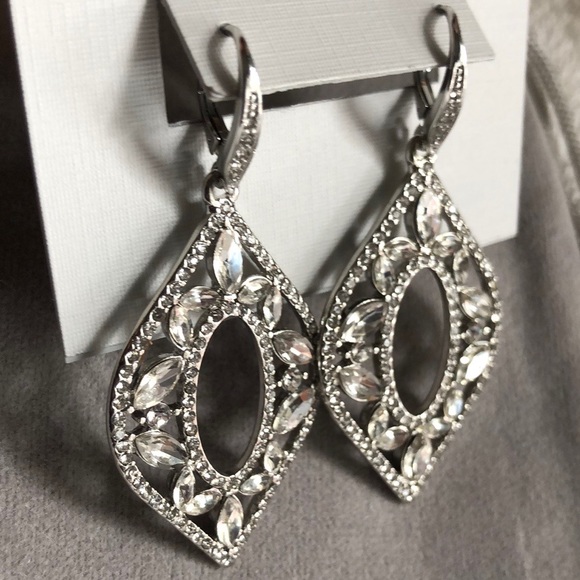 JENNY PACKMAN SILVER CRYSTAL CHANDELIER EARRINGS - Picture 11 of 13